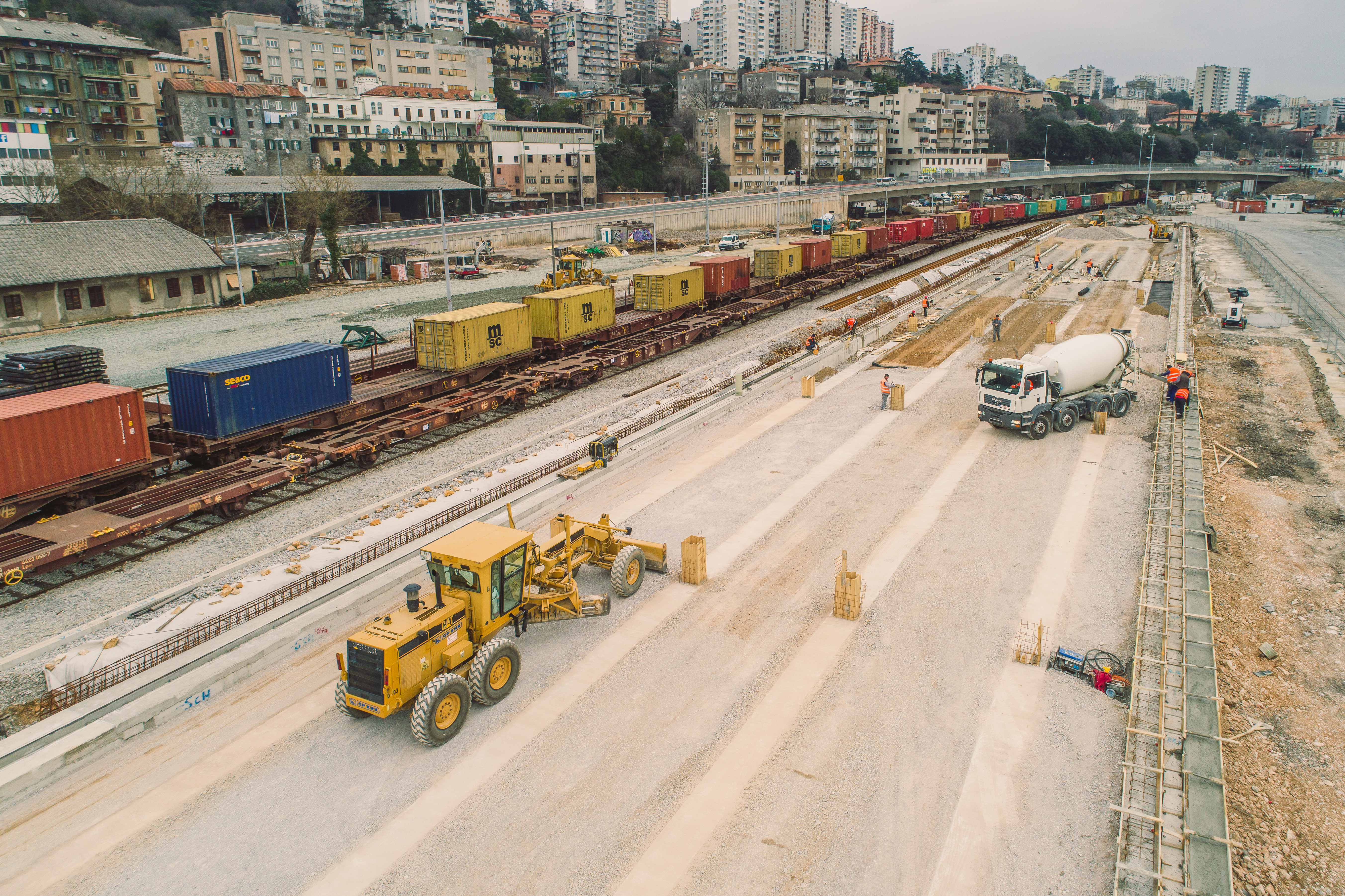 Development of the multimodal platform in the Port of Rijeka and interconnection with the Adriatic Gate Container Terminal (POR2CORE-AGCT)