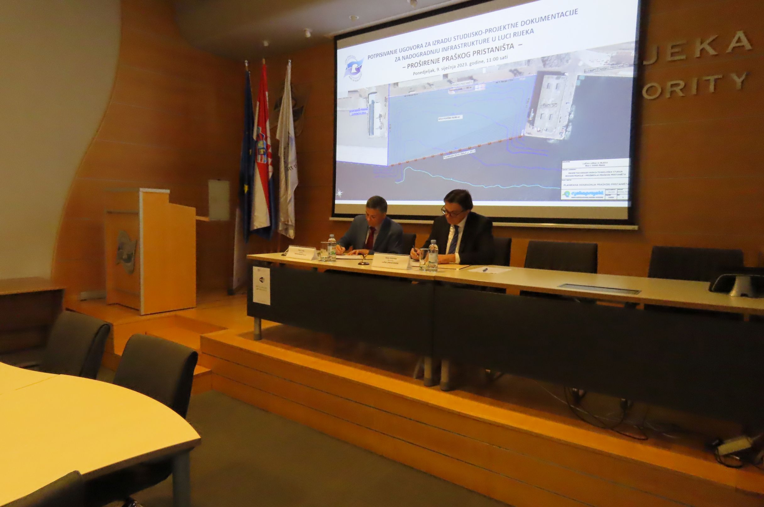 Potpisan Ugovor za izradu studijsko-projektne dokumentacije za nadogradnju infrastrukture u luci Rijeka – proširenje Praškog pristaništa